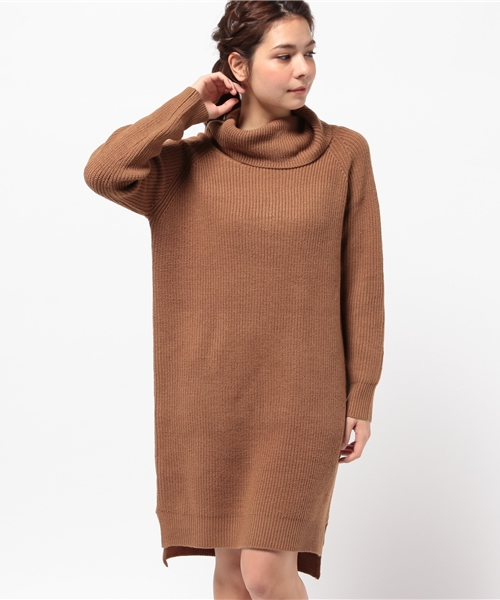 one after another NICE CLAUP（ワンアフターアナザーナイスクラップ）の「【ナイスクラップ】片畦ゆるタートルワンピースニット（ワンピース・レディース・サックスブルー/アイボリー/グレー/キャメル・FREE）」の4枚目の写真