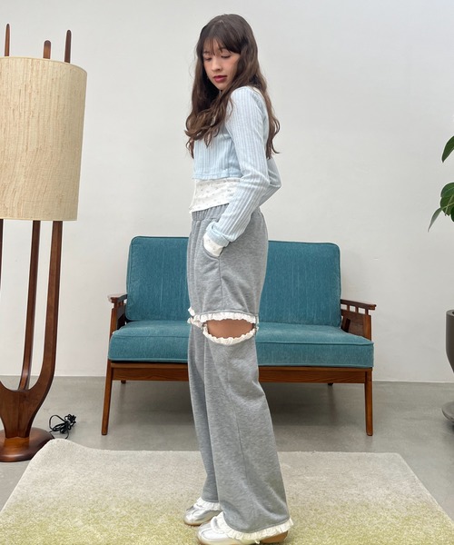 MORE self LOVE(モアセルフラブ)の「2Way Lace Pants(スウェットパンツ・レディース・ネイビー/グレー/オフホワイト・FREE)」の18枚目の写真