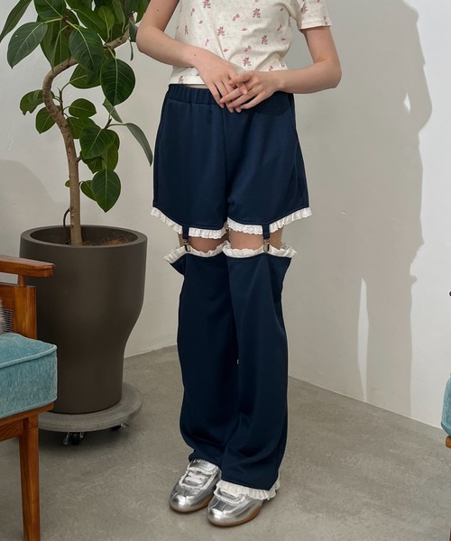 MORE self LOVE(モアセルフラブ)の「2Way Lace Pants(スウェットパンツ・レディース・ネイビー/グレー/オフホワイト・FREE)」の12枚目の写真