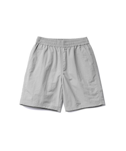 MUSINSA STANDARD KIDS（ムシンサスタンダードキッズ）の「ナイロンバンディングショーツ [アッシュグレー]（その他パンツ・レディース・その他・110/120/130/140/150/160）」の2枚目の写真