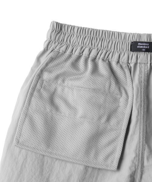 MUSINSA STANDARD KIDS（ムシンサスタンダードキッズ）の「ナイロンバンディングショーツ [アッシュグレー]（その他パンツ・レディース・その他・110/120/130/140/150/160）」の6枚目の写真