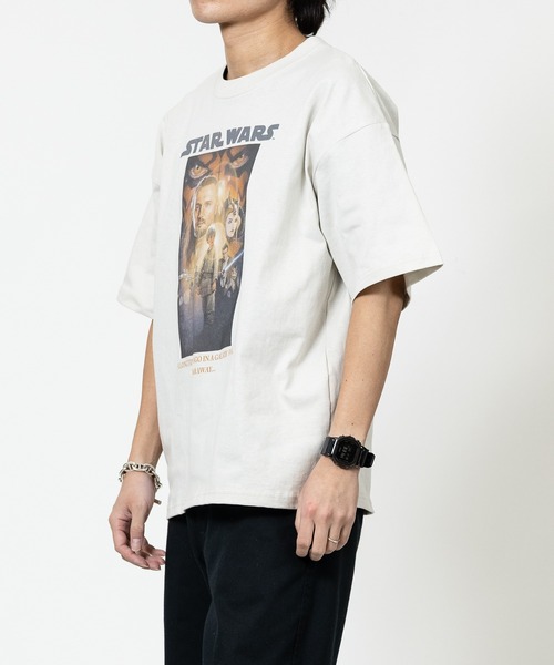 STAR WARS（スターウォーズ）の「【15】〔STAR WARS/スターウォーズ〕アソートパターンプリント ユーズドライク 半袖Tシャツ（Tシャツ/カットソー・メンズ・ブラック系2/ホワイト系3/ブラック系1/ホワイト系4/ブラック系3/ホワイト系2/ホワイト系1/ブラック系4・MEDIUM/X-LARGE/LARGE）」の22枚目の写真