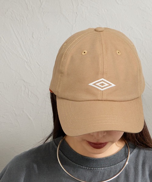 UMBRO（アンブロ）の「【WEB先行予約】[UMBRO/アンブロ] 別注 ワンポイント刺繍ロゴ キャップ（キャップ・レディース・ベージュ/グレー/ブラック・F）」の17枚目の写真