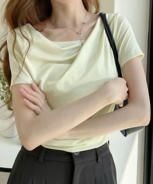 Ada.(エイダ)の「ドレープデザイン アシンメトリーネック 半袖カットソー(Tシャツ/カットソー・レディース・チャコール/ブラック/グリーン/ホワイト・L/M)」の21枚目の写真