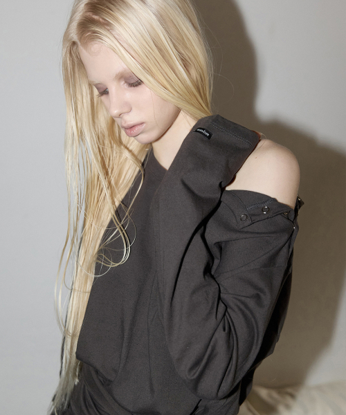 RENSE(レンセ)の「Wrap-Tie Long Sleeve Tee Charcoal(Tシャツ/カットソー・レディース・その他・OS)」の2枚目の写真