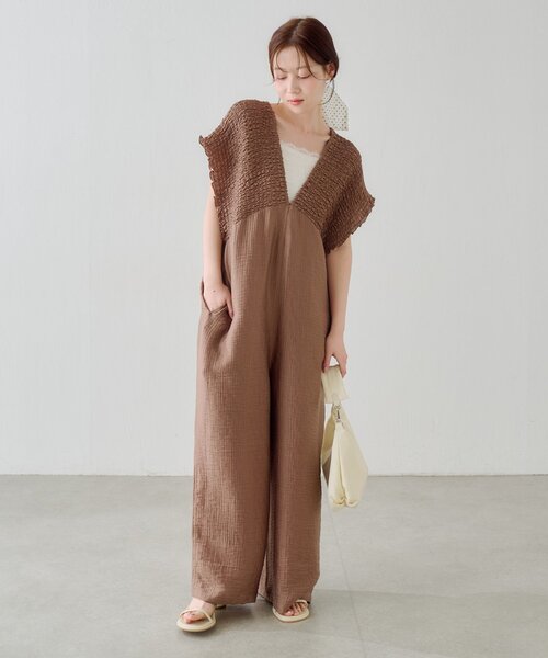 Kastane（カスタネ）の「【新色4/19(日)発売/前後2WAY/3サイズ展開】ギャザーオールインワン（サロペット/オーバーオール・レディース・ブラック/アイボリー・1/2/0）」の12枚目の写真