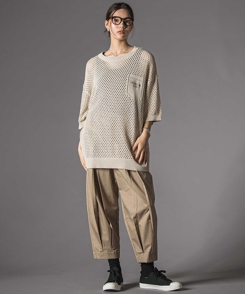 LIBERCORE par BEBE（リベルコアパルベベ）の「メッシュ編みサマーニットプルオーバー大人親子お揃い(140~175cm)（ニット/セーター・レディース・ベージュ・M/L/S）」の16枚目の写真