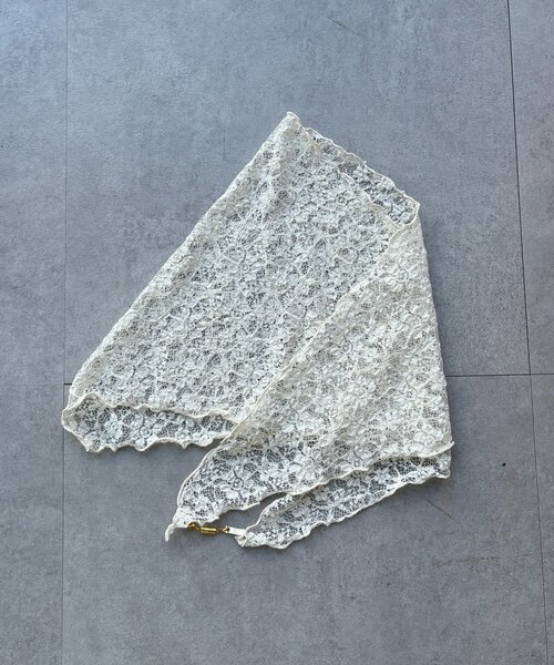 DouDou（ドゥドゥ）の「レースマグネット付スカーフ（ストール/ショール・レディース・ブラック/オフホワイト・FREE）」の10枚目の写真