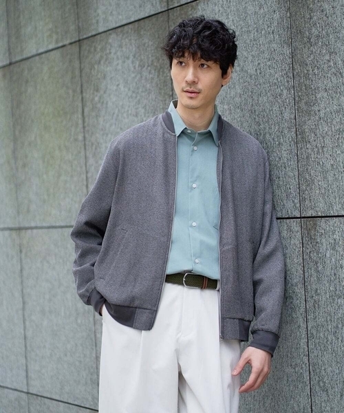 a.v.v（アーヴェヴェ）の「【洗濯機で洗える】ヘリンボーンシアーリブブルゾン（ブルゾン・メンズ・ブラック/グレー・46/48）」の2枚目の写真