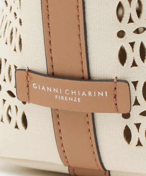 GIANNI CHIARINI(ジャンニ キアリーニ)の「<GIANNI CHIARINI>MUSHUP ショルダーバッグ(ショルダーバッグ・レディース・オフホワイト/ブラック・FREE)」の6枚目の写真