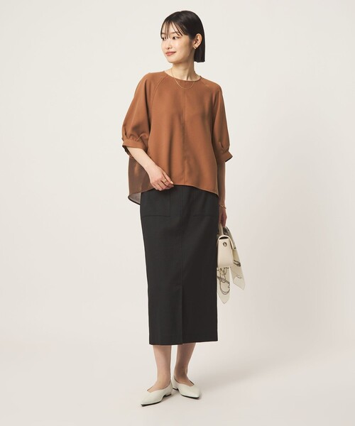 green label relaxing（グリーンレーベルリラクシング）の「［size SHORTあり］fleurie(フルリー) フォルム ショートスリーブ ブラウス（シャツ/ブラウス・レディース・ベージュ/ネイビー/オフホワイト・FREE/SHORT）」の16枚目の写真