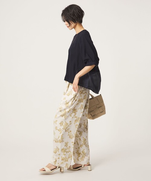 green label relaxing（グリーンレーベルリラクシング）の「［size SHORTあり］fleurie(フルリー) フォルム ショートスリーブ ブラウス（シャツ/ブラウス・レディース・ベージュ/ネイビー/オフホワイト・FREE/SHORT）」の20枚目の写真