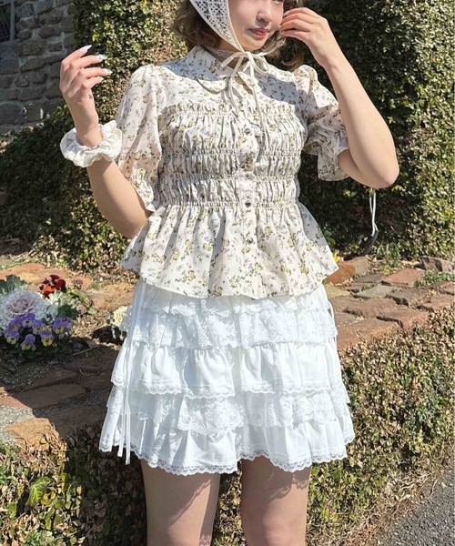 AS KNOW AS plus（アズノゥアズプラス）の「◯丸襟シャーリング5分袖ブラウス（シャツ/ブラウス・レディース・サックスブルー/ブラック系/オフホワイト/アイボリー系・FREE）」の11枚目の写真