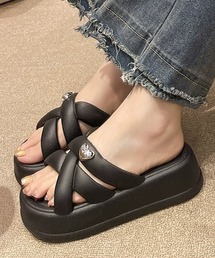 ハート モチーフ付き クロス ストラップ サンダル