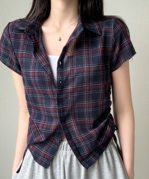 mielu(ミエル)の「サイドリボンチェックシャツ(シャツ/ブラウス・レディース・ホワイト/ネイビー・MEDIUM/LARGE)」の1枚目の写真