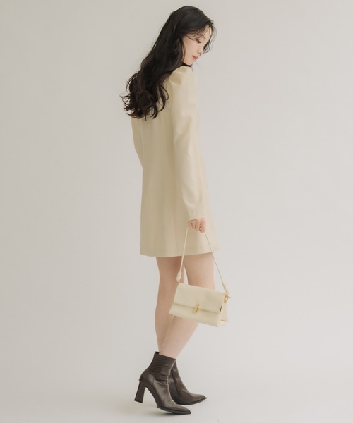 NEUNA(ヌナ)の「パフスリーブミニワンピ(ワンピース・レディース・ブラック/アイボリー・FREE)」の16枚目の写真