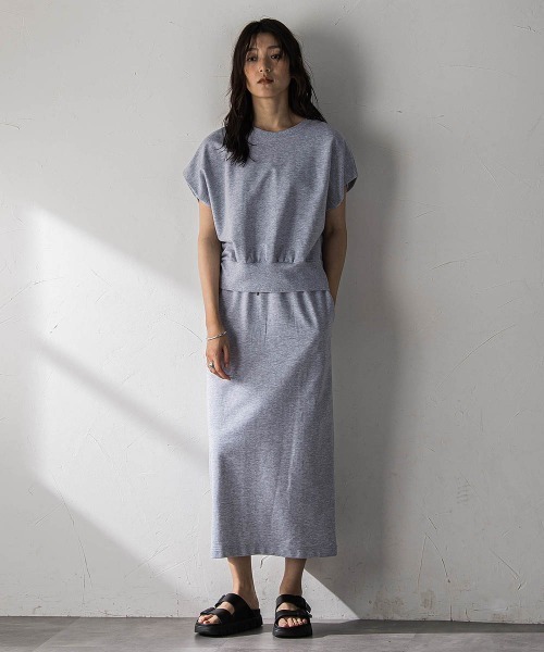 MAYSON GREY（メイソングレイ）の「カーブヘムプルオーバースカートセットアップ（ワンピース・レディース・ブラック・M）」の18枚目の写真