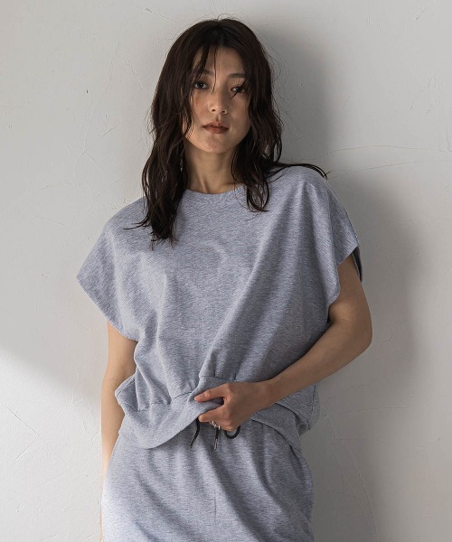 MAYSON GREY（メイソングレイ）の「カーブヘムプルオーバースカートセットアップ（ワンピース・レディース・ブラック・M）」の13枚目の写真