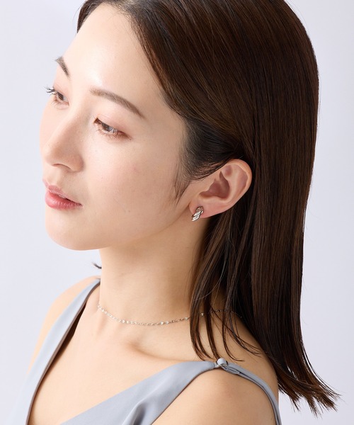 CALIN STANDARD(カリンスタンダード)の「◆金属アレルギー対応◆◆made in japan◆【痛くない】【落ちにくい】【片手で簡単】 ツイストダブルライン マグネットイヤリング(イヤリング・レディース・ゴールド/シルバー・FREE)」の5枚目の写真