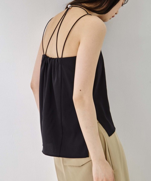 STUDIOUS(ステュディオス)の「【STUDIOUS/ステュディオス】Stretch Satin Padded Camisole/ストレッチサテンキャミソール/カップ付きキャミソール/肩紐調整可/ウォッシャブル(キャミソール・レディース・キナリ/ブラック/ワイン・FREE)」の4枚目の写真