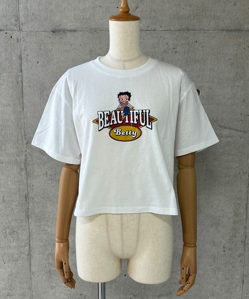 GLAMOROUS JANE（グラマラスジェーン）の「BETTY BOOPプリントショート丈Tシャツ（Tシャツ/カットソー・レディース・ブラック/オフホワイト/チャコールグレー・FREE）」の7枚目の写真