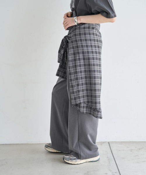 meilmada(メイルマダ)の「タックイージーワイドパンツ(スラックス・レディース・ネイビー/チャコールグレー・MEDIUM/SMALL/MT)」の15枚目の写真