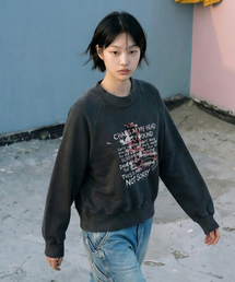 LENGAGEMENT（ランガージュマン）の「Not Sorry Salt-Washed Raglan Crop Sweatshirt (Black)（スウェット）」