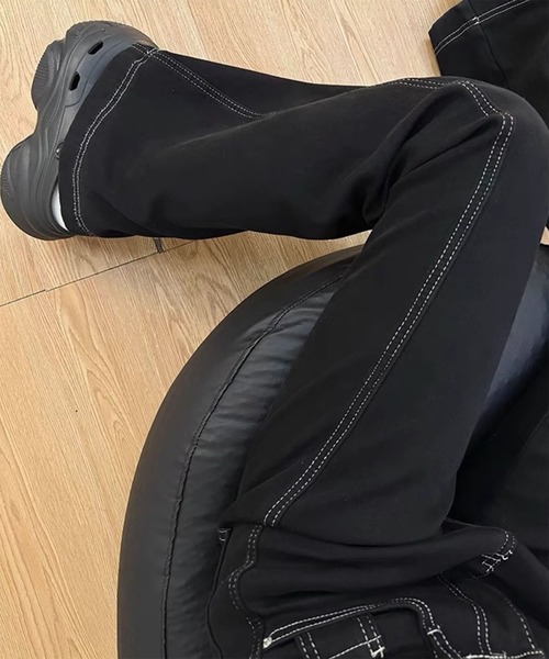 WESTBOY（ウエストボーイ）の「Y2K 白ステッチ ロゴ刺繍 フレアデニム WOG26S1PT01（デニムパンツ・レディース・ブラック・M/L）」の3枚目の写真