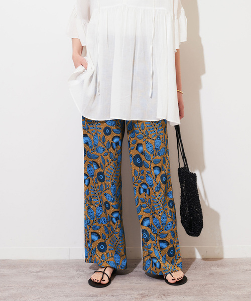 JOURNAL STANDARD relume(ジャーナルスタンダード レリューム)の「《WEB限定追加2》アフリカンフラワープリントパンツ(その他パンツ・レディース・ブルー/レッド・FREE)」の7枚目の写真