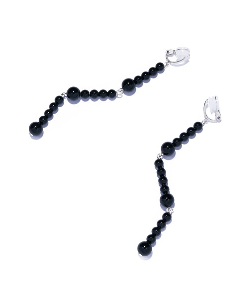 IRIS47(イリスフォーセブン)の「【IRIS 47】modul earring onyx/モジュール イヤリング オニキス(イヤリング・レディース・ブラック・FREE)」の2枚目の写真
