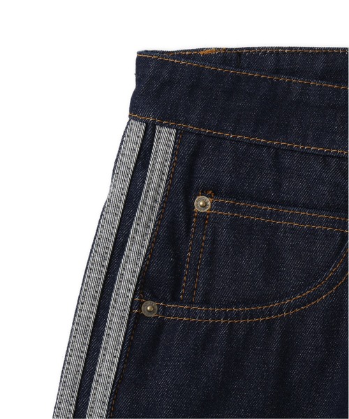 adidas(アディダス)の「adidas FIREBIRD ADICOLOR RAW DENIM SHORTS / アディダス ファイヤーバード アディカラー ロウ デニム ショーツ(デニムパンツ・メンズ・ダークインディゴブルー・30inch/32inch/34inch/36inch)」の3枚目の写真