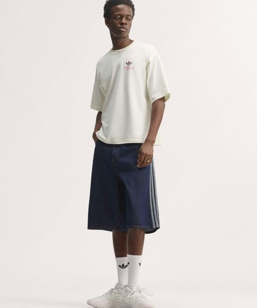 adidas(アディダス)の「adidas FIREBIRD ADICOLOR RAW DENIM SHORTS / アディダス ファイヤーバード アディカラー ロウ デニム ショーツ(デニムパンツ・メンズ・ダークインディゴブルー・30inch/32inch/34inch/36inch)」の9枚目の写真