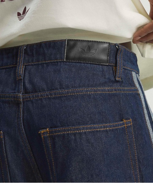 adidas(アディダス)の「adidas FIREBIRD ADICOLOR RAW DENIM SHORTS / アディダス ファイヤーバード アディカラー ロウ デニム ショーツ(デニムパンツ・メンズ・ダークインディゴブルー・30inch/32inch/34inch/36inch)」の7枚目の写真