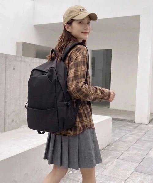 HAILY(ヘイリー)の「ミニマルデザインサイドドローコードナイロンリュック/通勤通学/バックパック/A4サイズ対応(バックパック/リュック・レディース・ブラック・FREE)」の12枚目の写真