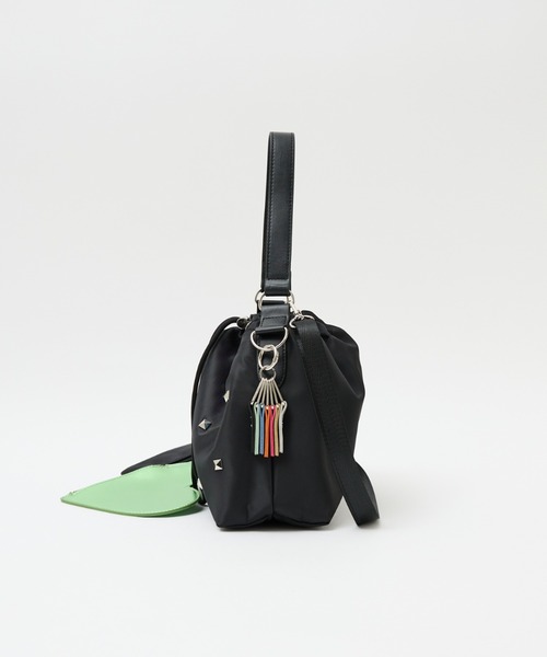 cheek(BAG)(チーク)の「【cheek】heart pouch studs スタッズ ハートチャーム 巾着 2WAY ショルダーバッグ|サステナブル素材(ショルダーバッグ・レディース・ブラック/グレー/カーキ・フリー)」の15枚目の写真