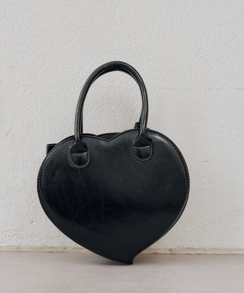 continuer de NICE CLAUP(コンティニューデナイスクラップ)の「ハートリボンショルダー(ショルダーバッグ・レディース・レッド/オフホワイト/ピンク/ブラック・FREE)」の6枚目の写真