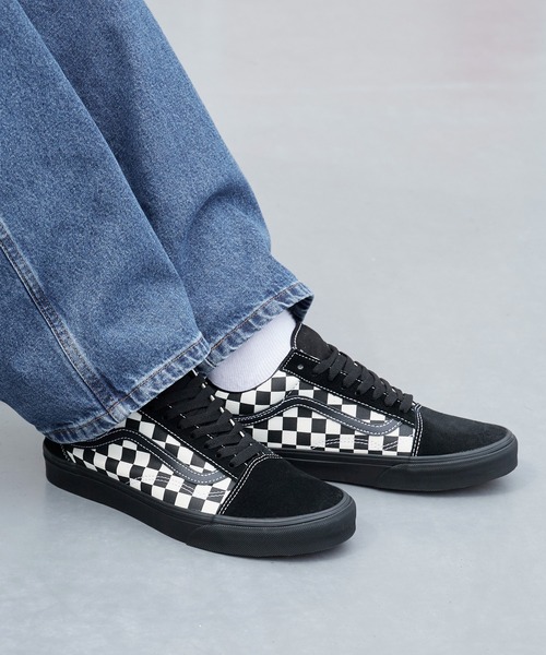 VANS（バンズ）の「VANS/ヴァンズ Old Skool Shoe オールド スクール シュー スニーカー フラットシューズ チェッカーボード チェック柄 市松模様 モノクロ モノトーン 白黒 スケーター ストリート メンズ 2026年 夏 夏服（スニーカー・メンズ・チェック/ホワイト×ブラック・8/10/9/8h/9h/6/6h/7/5h）」の2枚目の写真