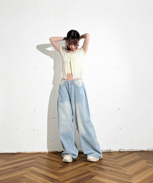 MAISON SELECT(メゾンセレクト)の「6C81 花柄 パフスリーブ ショート丈ブラウス(シャツ/ブラウス・レディース・ライトイエロー/ホワイト/ライトブルー・FREE)」の8枚目の写真