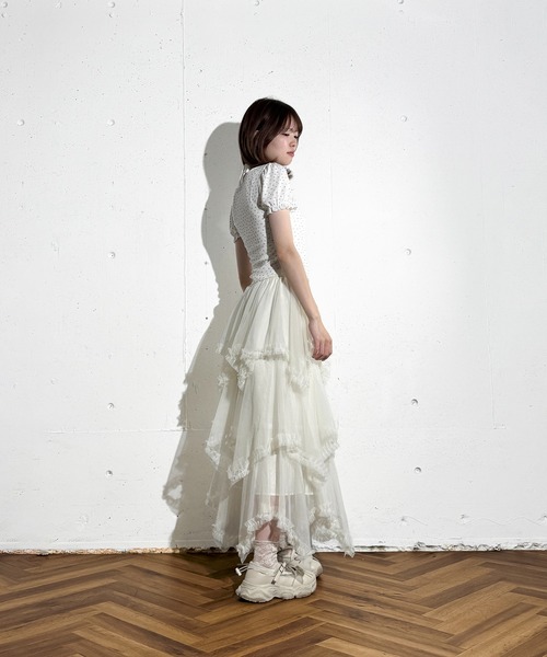 MAISON SELECT(メゾンセレクト)の「6C81 花柄 パフスリーブ ショート丈ブラウス(シャツ/ブラウス・レディース・ライトイエロー/ホワイト/ライトブルー・FREE)」の6枚目の写真