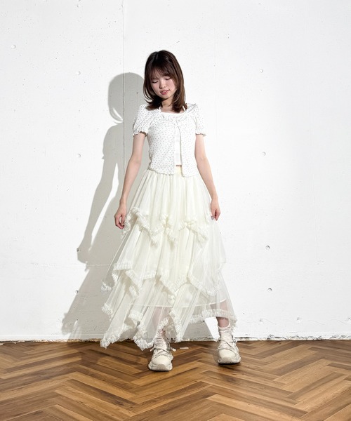 MAISON SELECT(メゾンセレクト)の「6C81 花柄 パフスリーブ ショート丈ブラウス(シャツ/ブラウス・レディース・ライトイエロー/ホワイト/ライトブルー・FREE)」の4枚目の写真