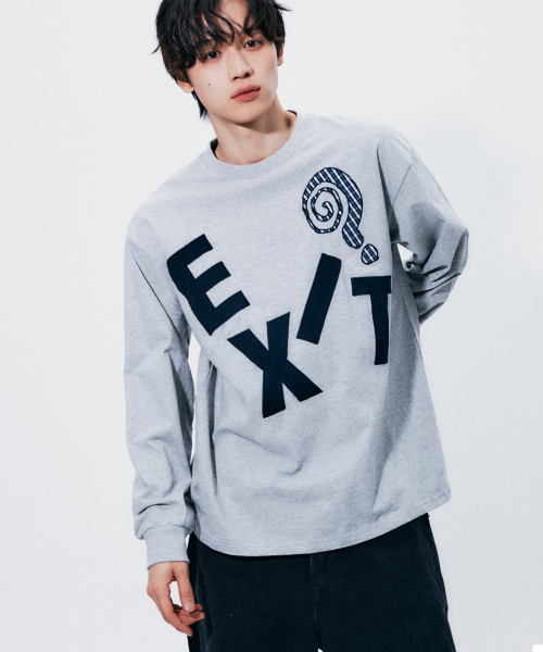 SOMEPLACE MAN（サムプレイス・マン）の「EXIT グラフィック アプリケ オーバーサイズ ソフト ロングスリーブ 半袖Tシャツ [グレー]（Tシャツ/カットソー・メンズ・グレー・FREE）」の5枚目の写真