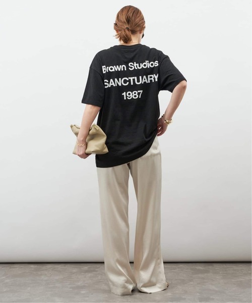 Deuxieme Classe(ドゥーズィエムクラス)の「追加【BRAWN/ブラウン】 LOGO Tシャツ(Tシャツ/カットソー・レディース・ブラック/ホワイト・FREE)」の3枚目の写真