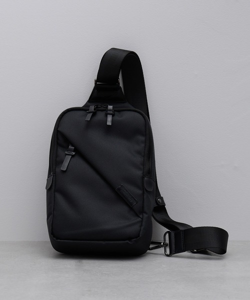 COMME CA MEN（コムサメン）の「【COMME CA MEN】オブリック　スリングバッグ 7133（ショルダーバッグ・メンズ・ブラック/ネイビー・FREE）」の8枚目の写真