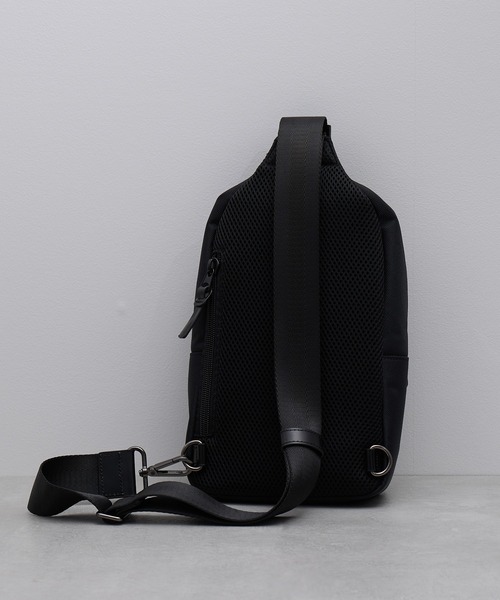 COMME CA MEN（コムサメン）の「【COMME CA MEN】オブリック　スリングバッグ 7133（ショルダーバッグ・メンズ・ブラック/ネイビー・FREE）」の10枚目の写真