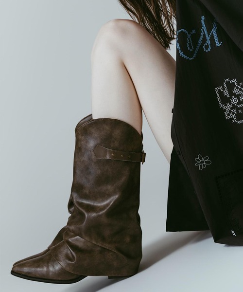 Knuth Marf(クヌースマーフ)の「Knuth Marf / クヌースマーフ western belted boots(ブーツ・レディース・ブラック/ブラウン・24cm/25cm/23cm)」の9枚目の写真