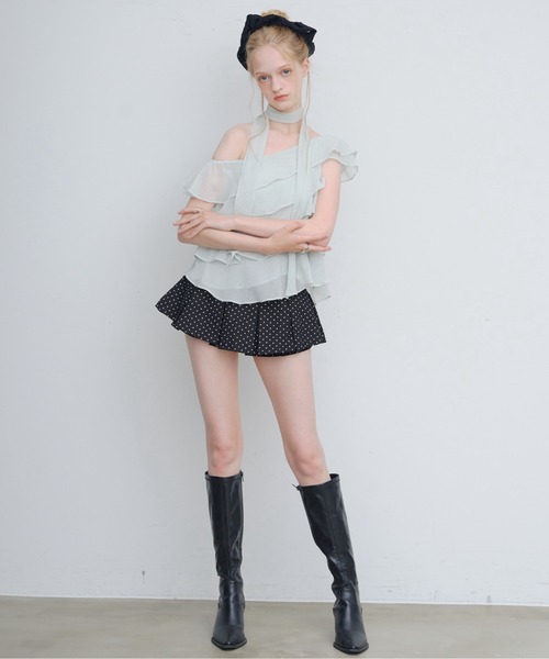 HEIREN(ヘイレーン)の「チョーカー付きティアードトップス(シャツ/ブラウス・レディース・オフホワイト/ミント・FREE)」の10枚目の写真