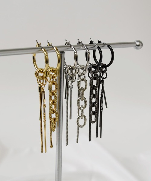 LA MUe(ラミュー)の「【LA MUE】ニッケルフリー メタル チェーン ロング ピアス(ピアス(両耳用)・レディース・シルバー/ブラック・FREE)」の13枚目の写真
