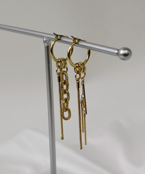LA MUe(ラミュー)の「【LA MUE】ニッケルフリー メタル チェーン ロング ピアス(ピアス(両耳用)・レディース・シルバー/ブラック・FREE)」の14枚目の写真