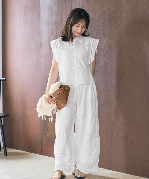 COHINA(コヒナ)の「【Made in India】パッチワークエンブロイダリーシャツ 【低身長・小柄女性】(シャツ/ブラウス・レディース・ブラック/オフホワイト・ONE SIZE)」の11枚目の写真