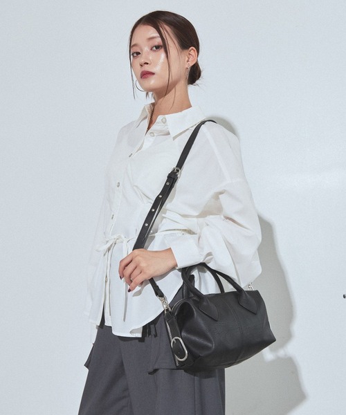 PAGEBOY(ページボーイ)の「サイドベルトミニボストンバッグ(ショルダーバッグ・レディース・ターコイズブルー/ブラック・FREE)」の3枚目の写真